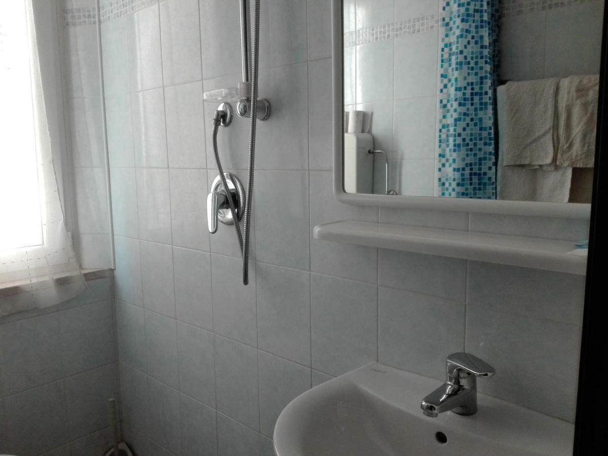 New Prophet Bed & Breakfast Cattolica